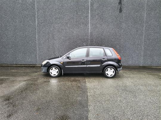 Ford Fiesta 1,3 Ambiente 70HK 5d
