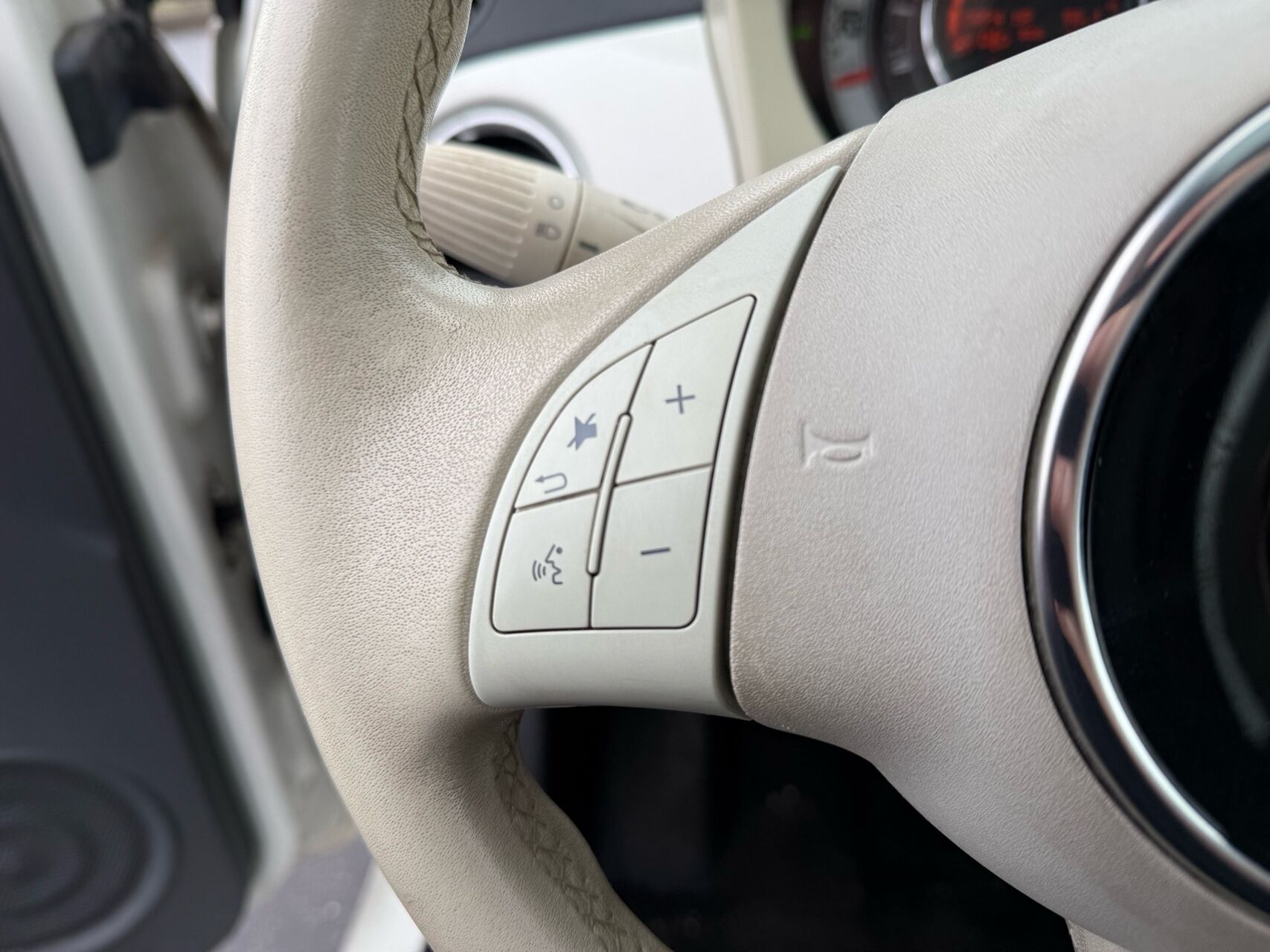 Billede af Fiat 500 0,9 Lounge 80HK 3d