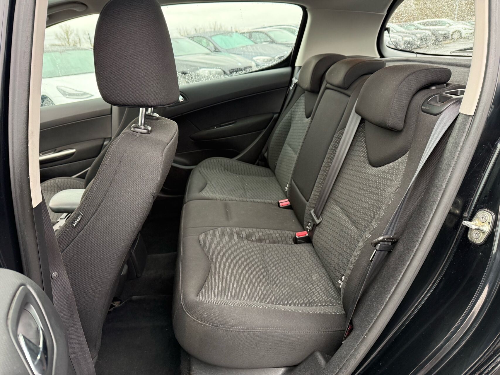 Billede af Peugeot 308 1,6 e-HDi Access ESG 112HK 5d 6g Aut.