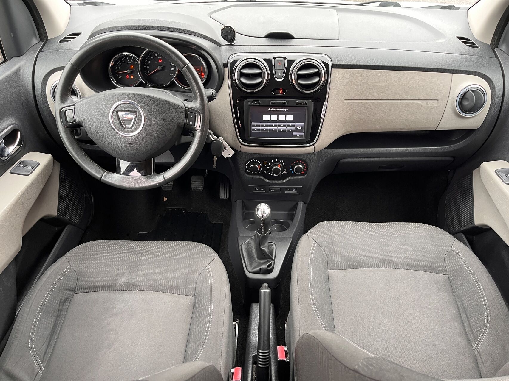 Billede af Dacia Lodgy 7 Sæder 1,5 DCi Lauréate Start/Stop 90HK