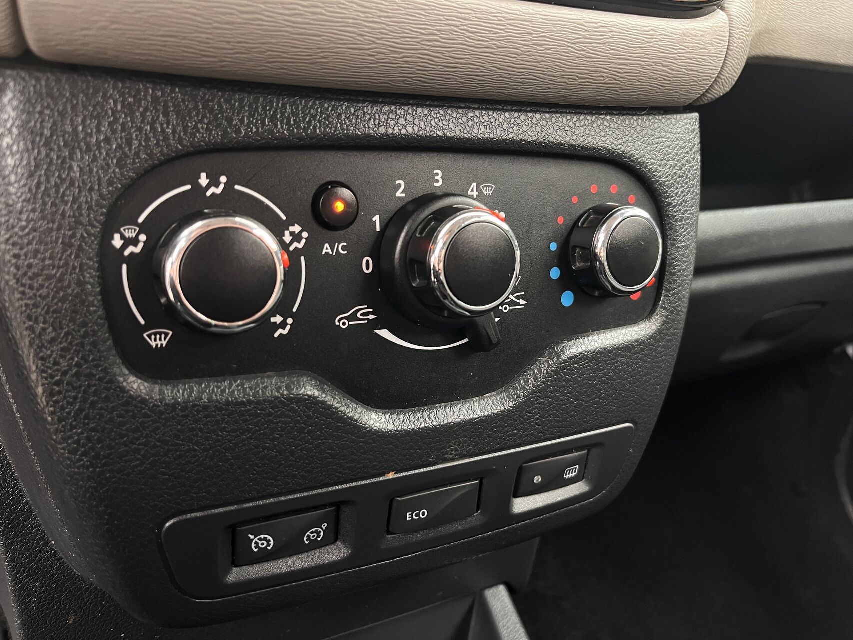 Billede af Dacia Lodgy 7 Sæder 1,5 DCi Lauréate Start/Stop 90HK