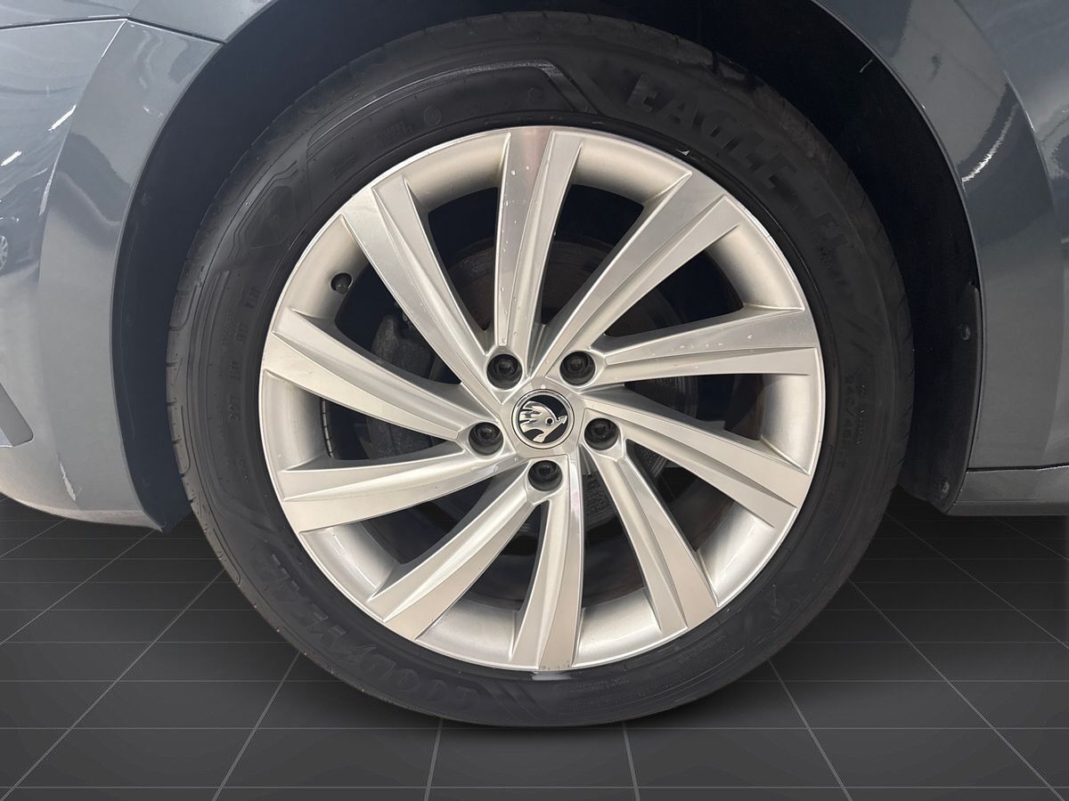 Billede af Skoda Octavia Combi 1,4 TSI  Plugin-hybrid iV Plus iV DSG 204HK Stc 6g Aut.