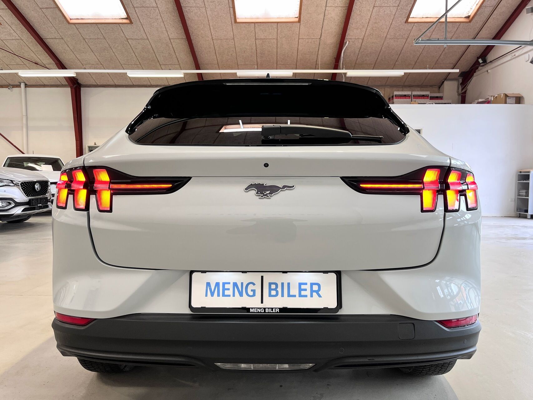 Billede af Ford Mustang Mach-E EL UR Premium 294HK 5d Aut.