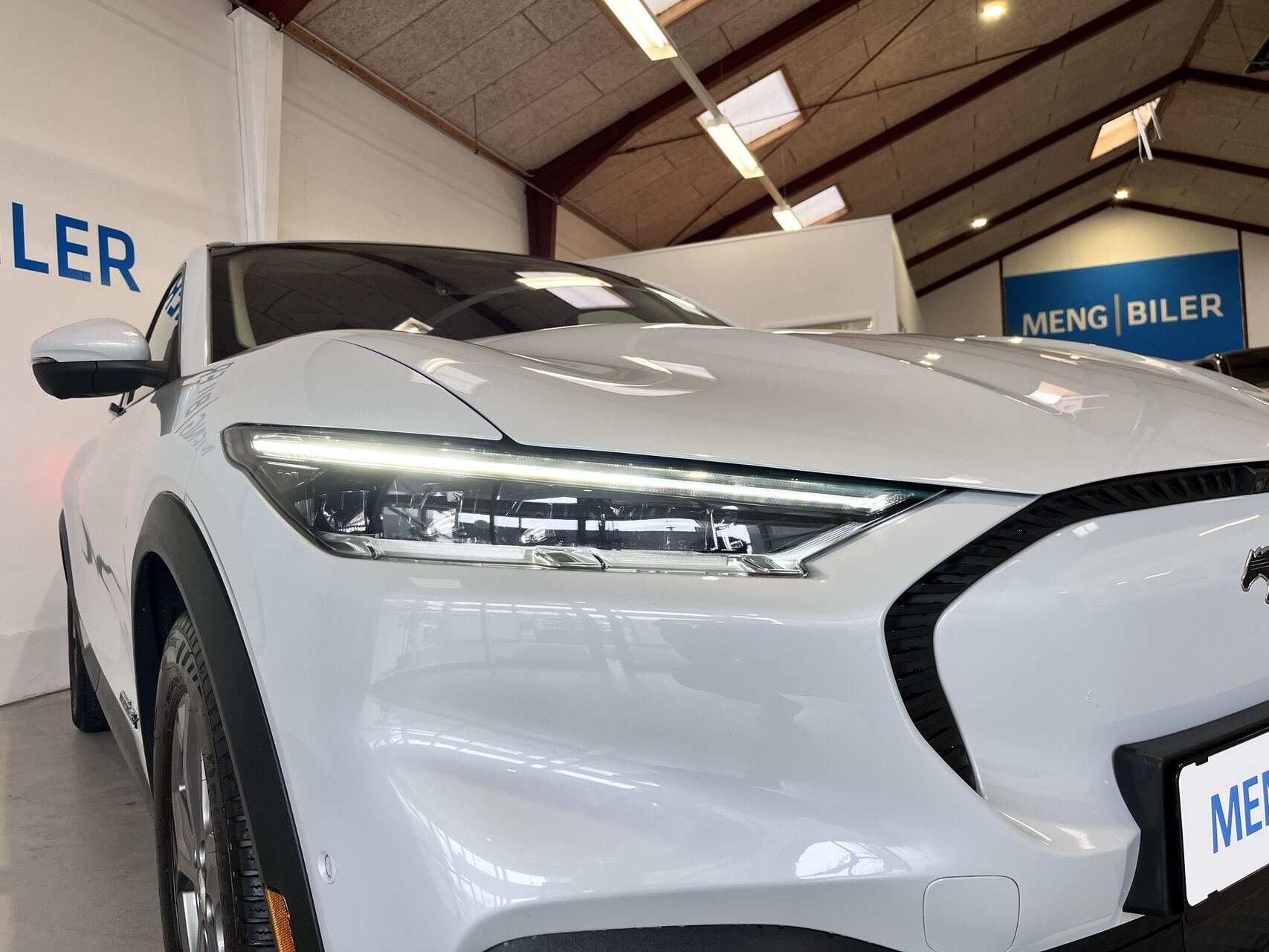 Billede af Ford Mustang Mach-E EL UR Premium 294HK 5d Aut.