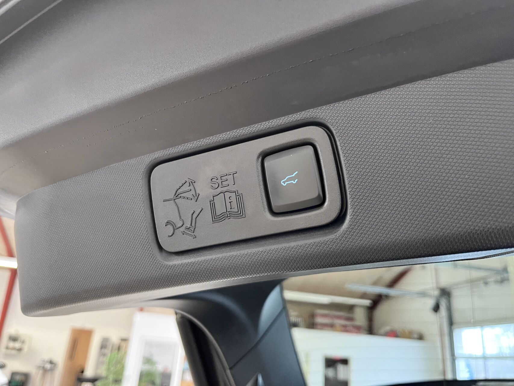 Billede af Ford Mustang Mach-E EL UR Premium 294HK 5d Aut.