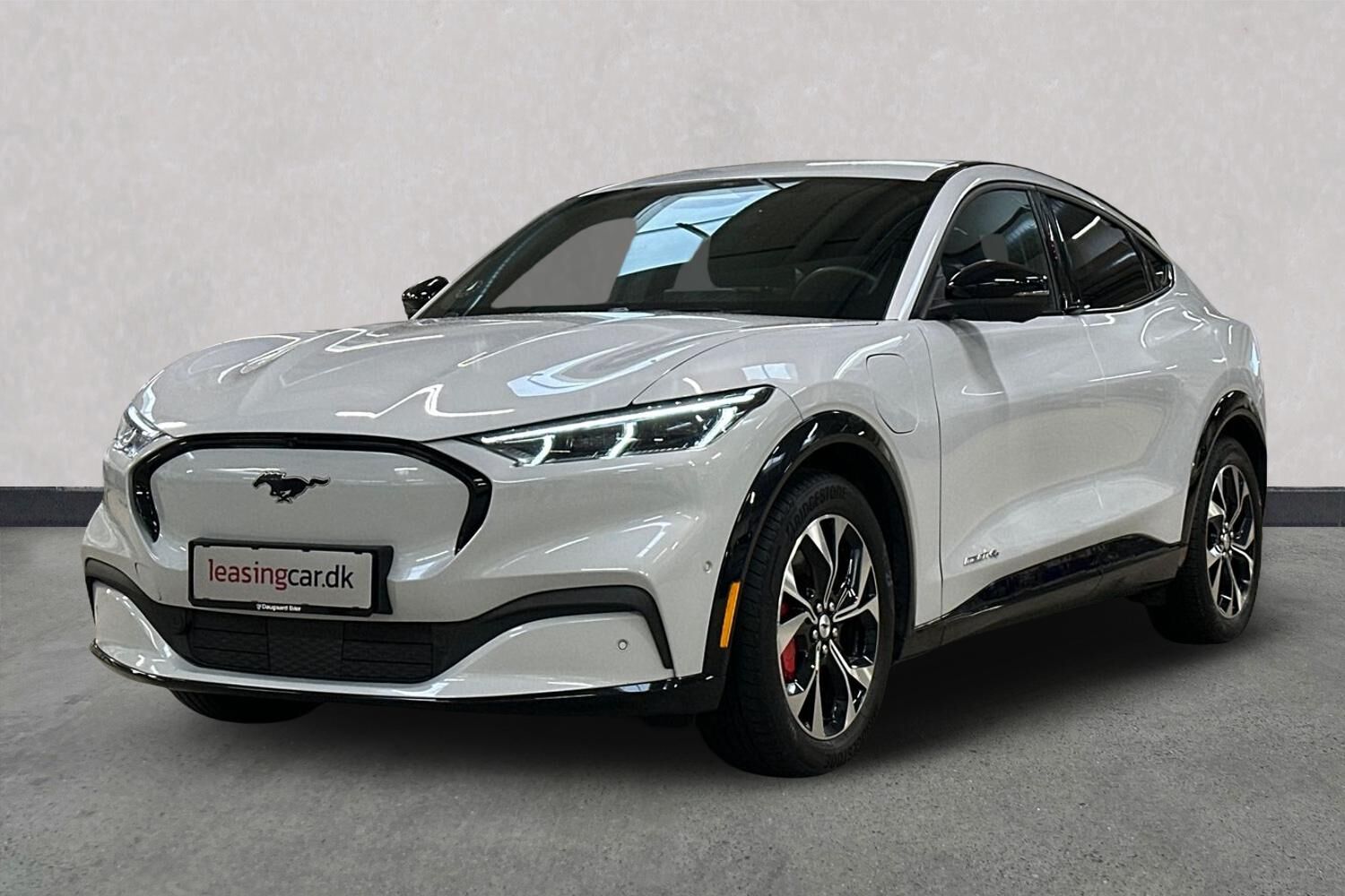 Billede af Ford Mustang Mach-E EL SR Premium AWD 269HK 5d Aut.