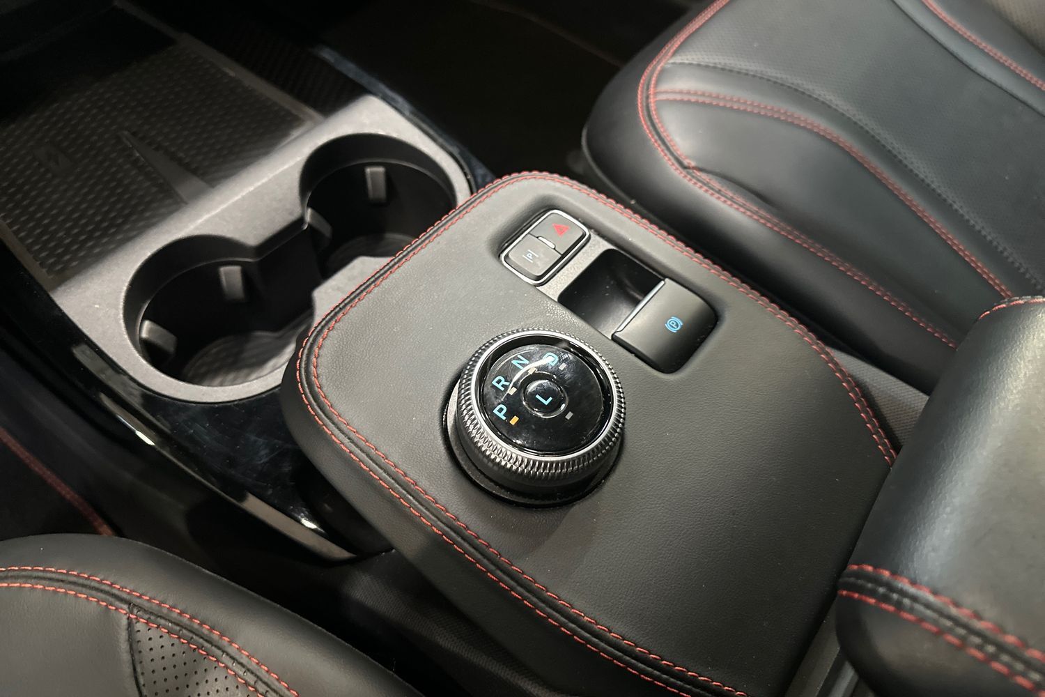 Billede af Ford Mustang Mach-E EL SR Premium AWD 269HK 5d Aut.