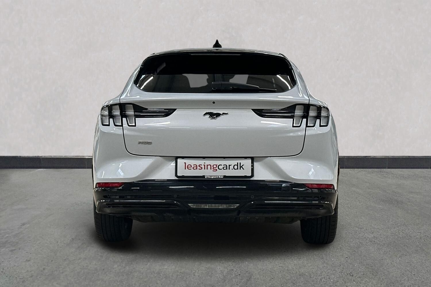 Billede af Ford Mustang Mach-E EL SR Premium AWD 269HK 5d Aut.