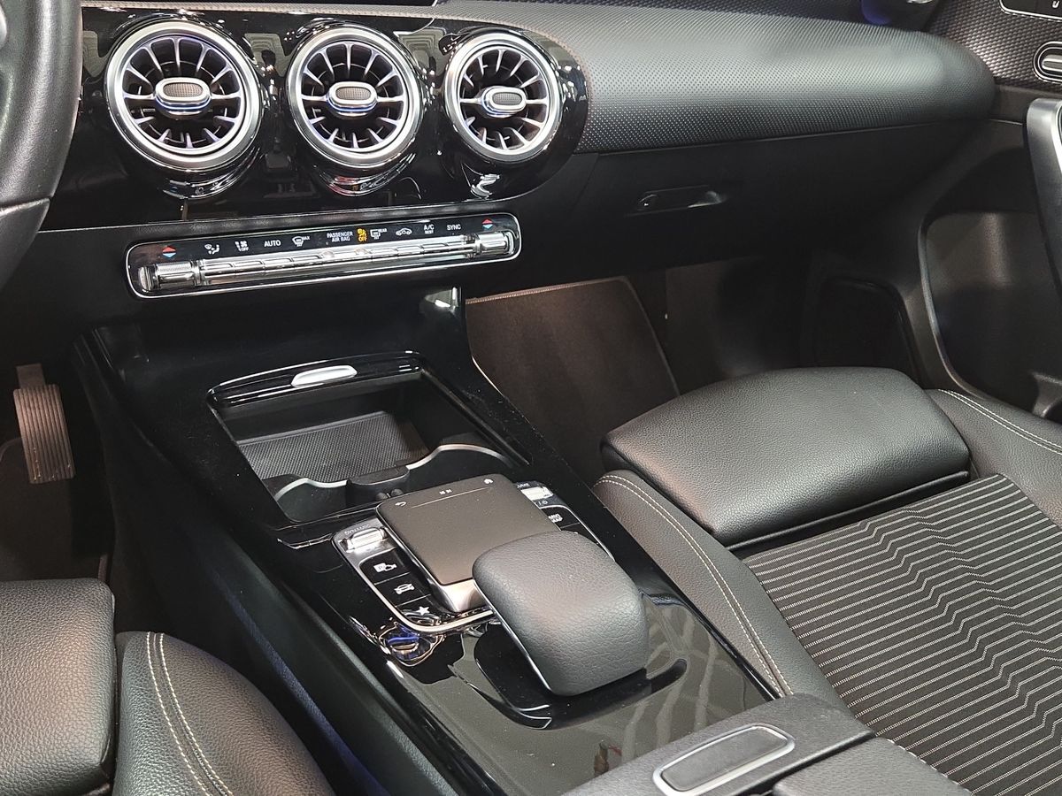 Billede af Mercedes-Benz A200 1,3 7G-DCT 163HK 7g Aut.