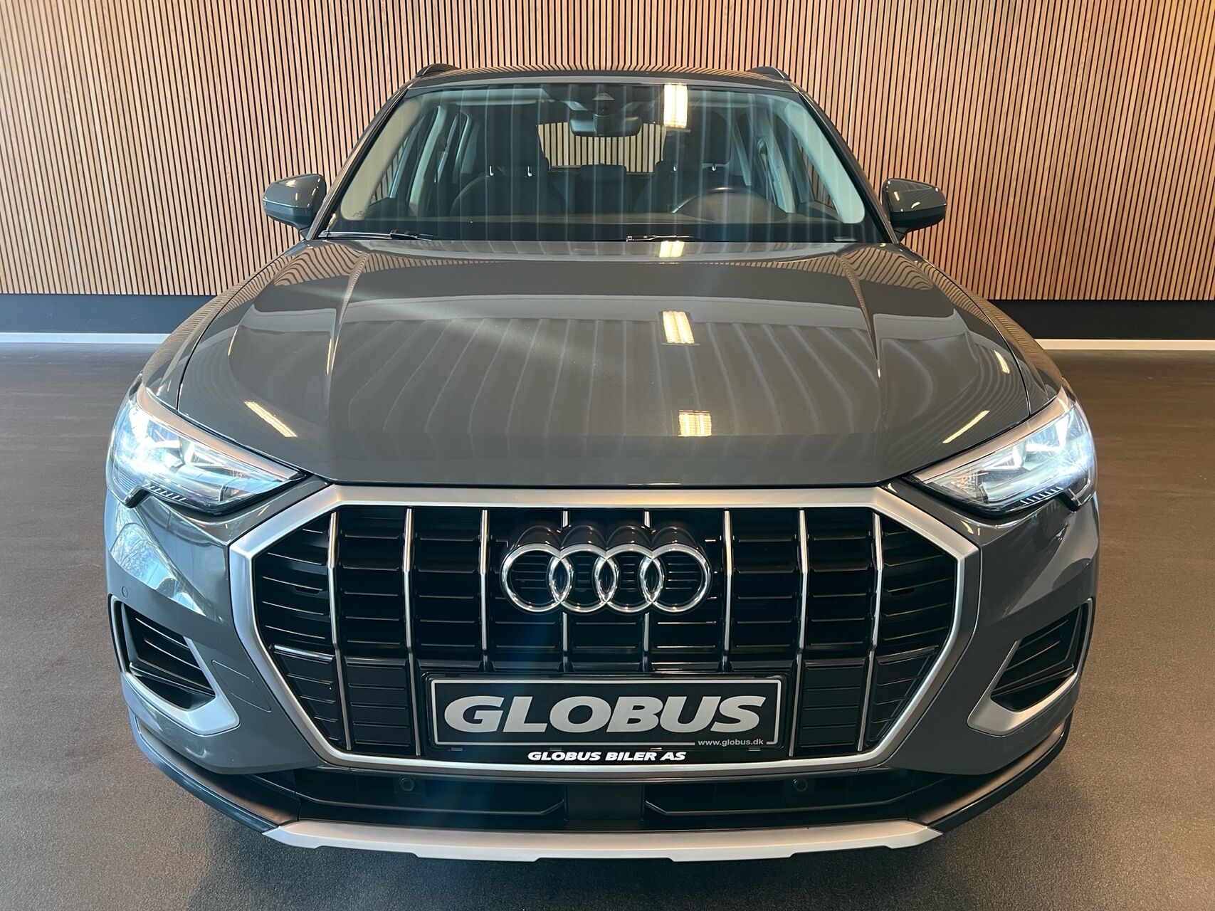 Billede af Audi Q3 1,5 35 TFSI  Mild hybrid Advanced Prestige S Tronic 150HK 5d 7g Aut.