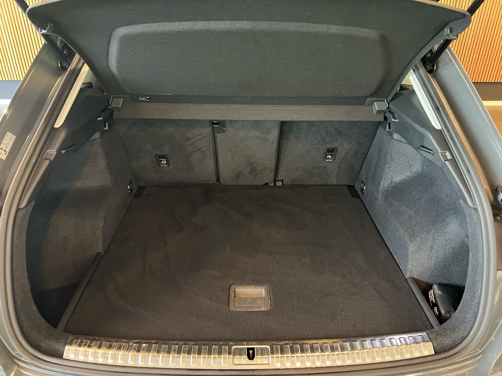 Billede af Audi Q3 1,5 35 TFSI  Mild hybrid Advanced Prestige S Tronic 150HK 5d 7g Aut.