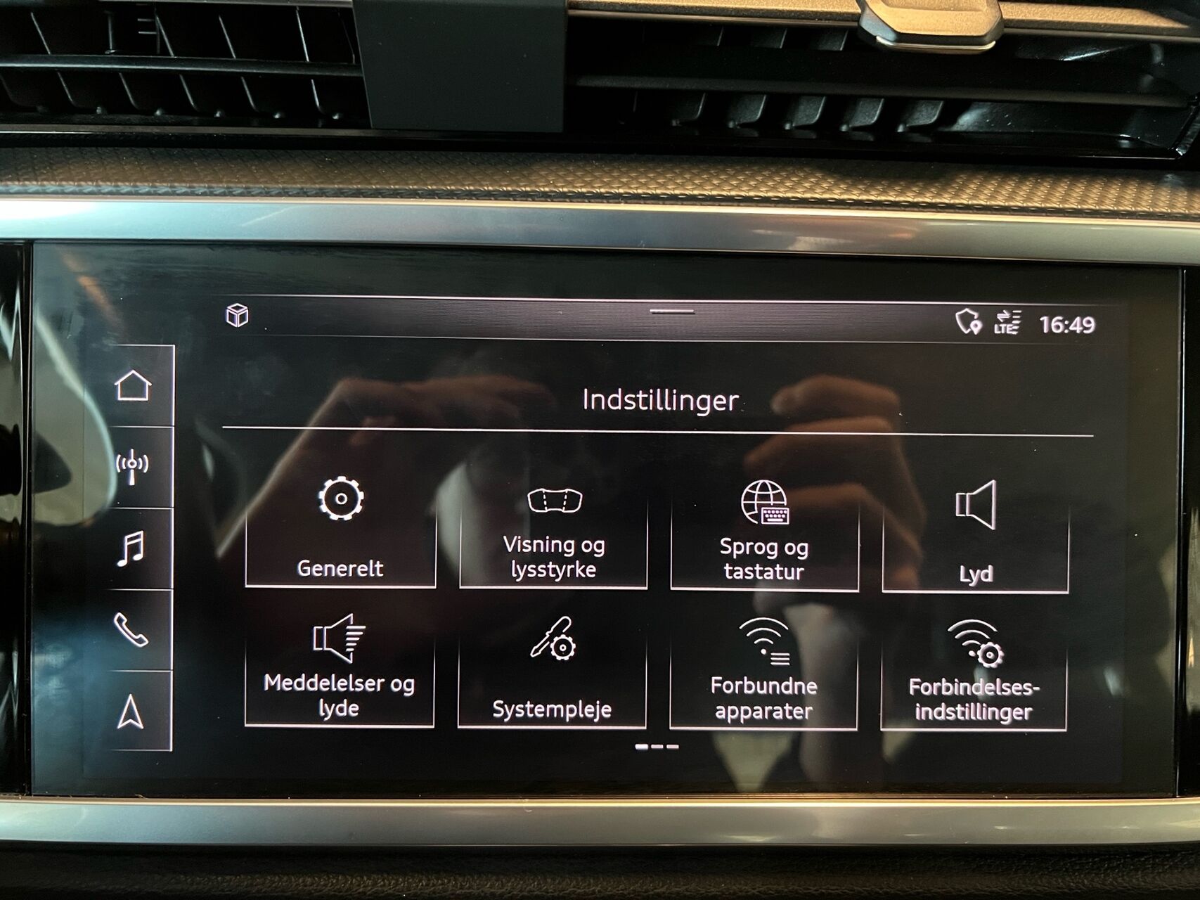 Billede af Audi Q3 1,5 35 TFSI  Mild hybrid Advanced Prestige S Tronic 150HK 5d 7g Aut.