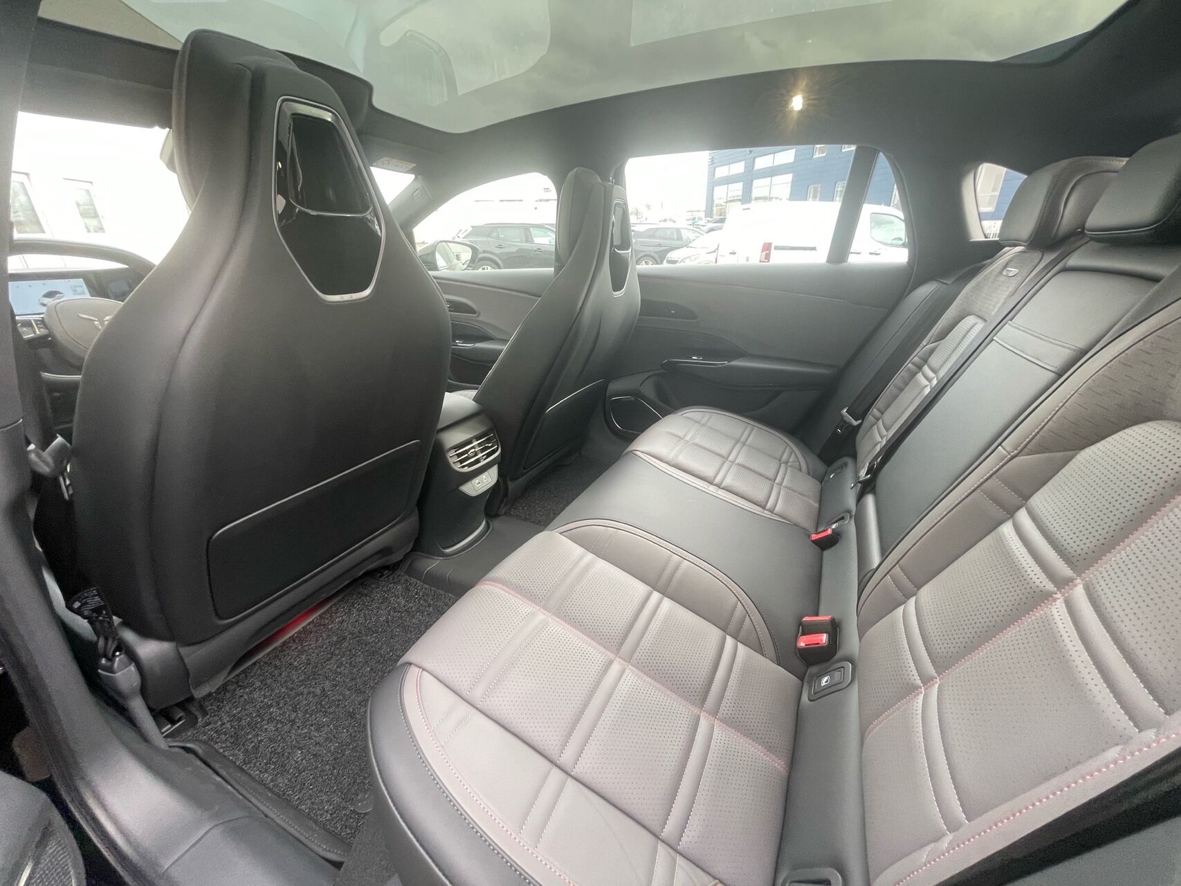 Billede af Hongqi EH7 EL Exclusive 339HK Aut.