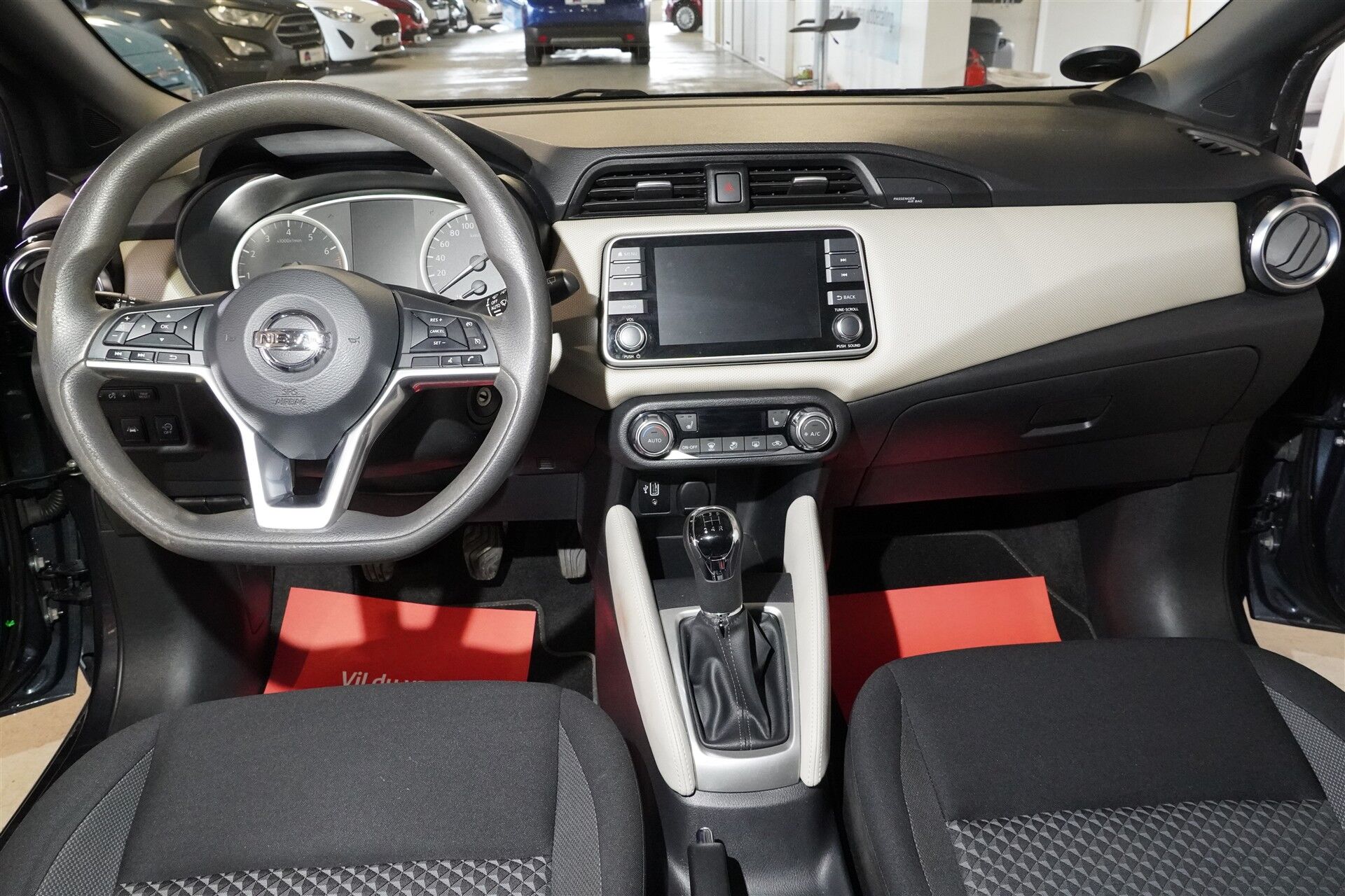 Billede af Nissan Micra 1,0 IG-T Acenta Start/Stop 100HK 5d