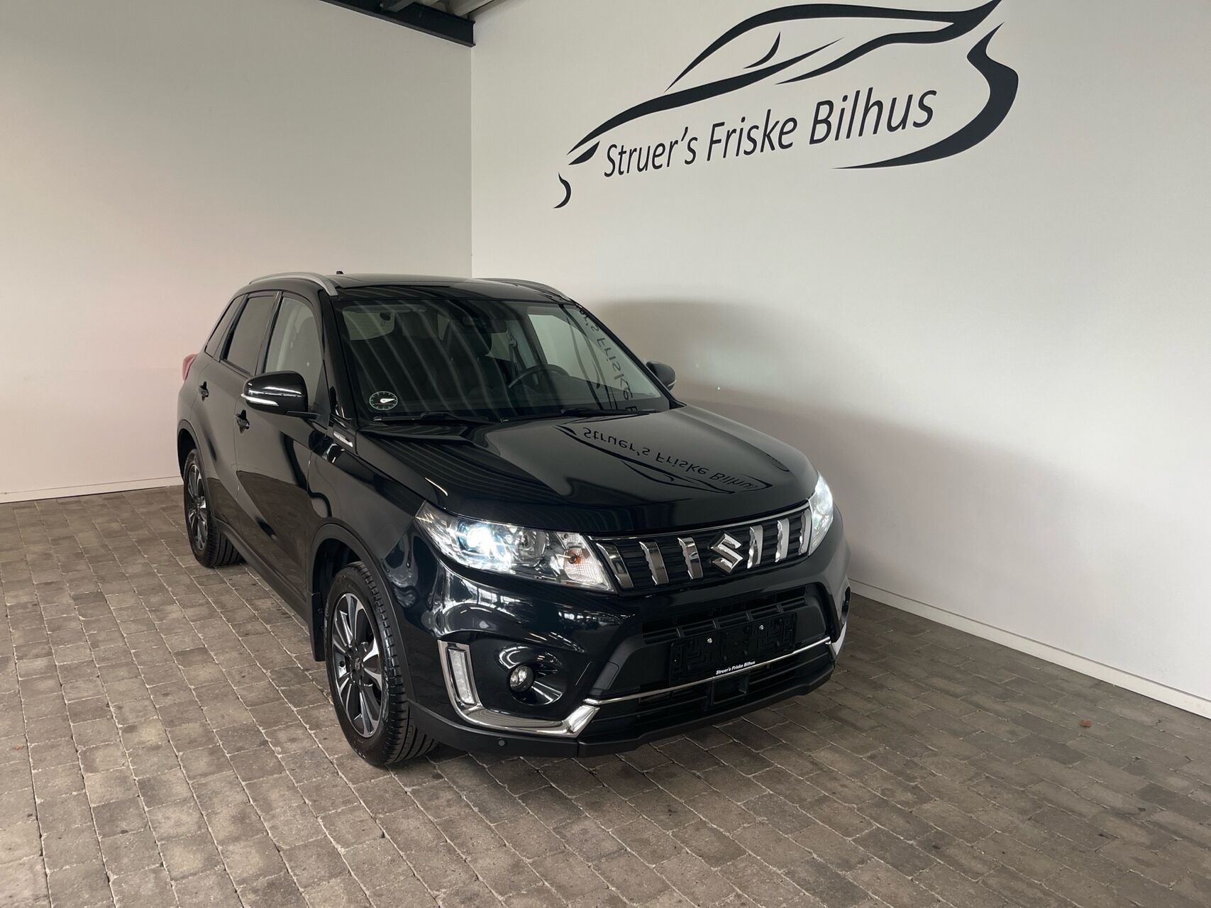 Billede af Suzuki Vitara 1,4 Boosterjet Adventure 140HK 5d 6g Aut.