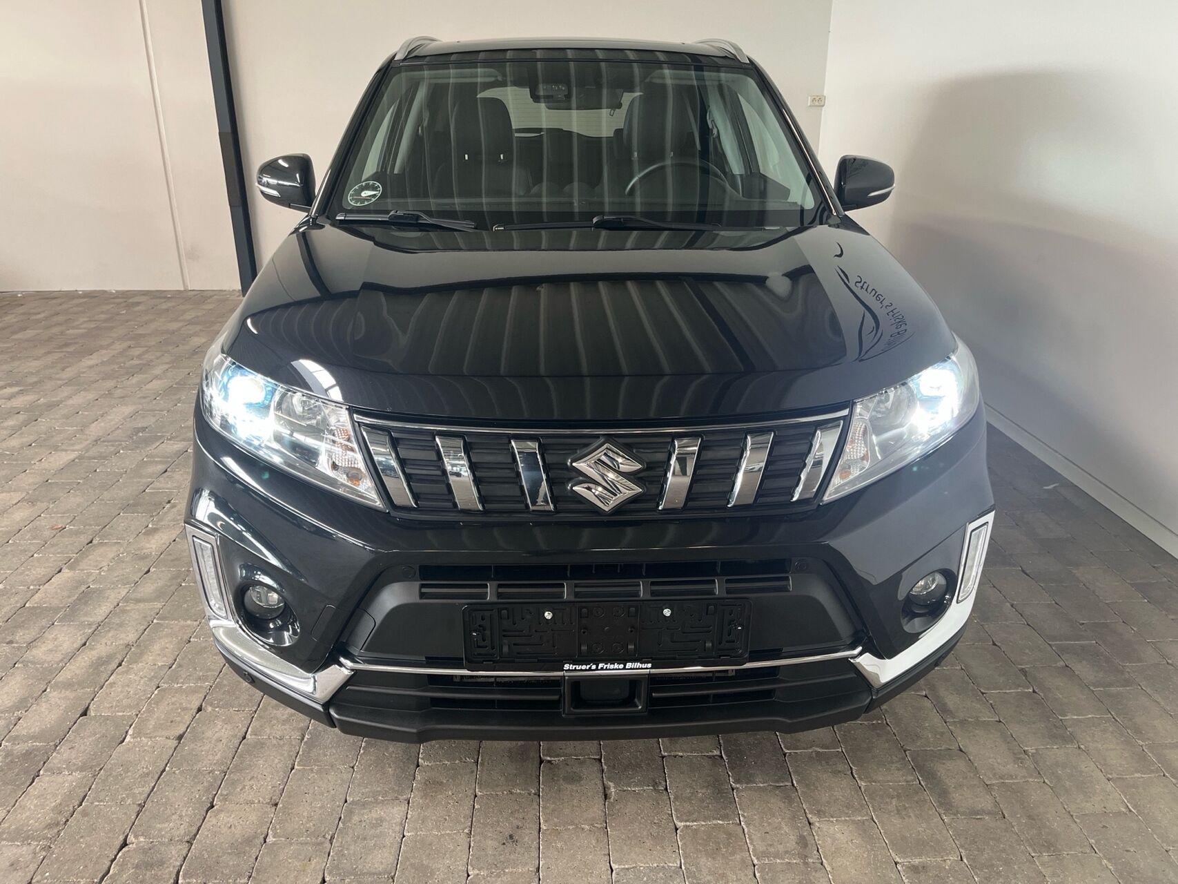 Billede af Suzuki Vitara 1,4 Boosterjet Adventure 140HK 5d 6g Aut.