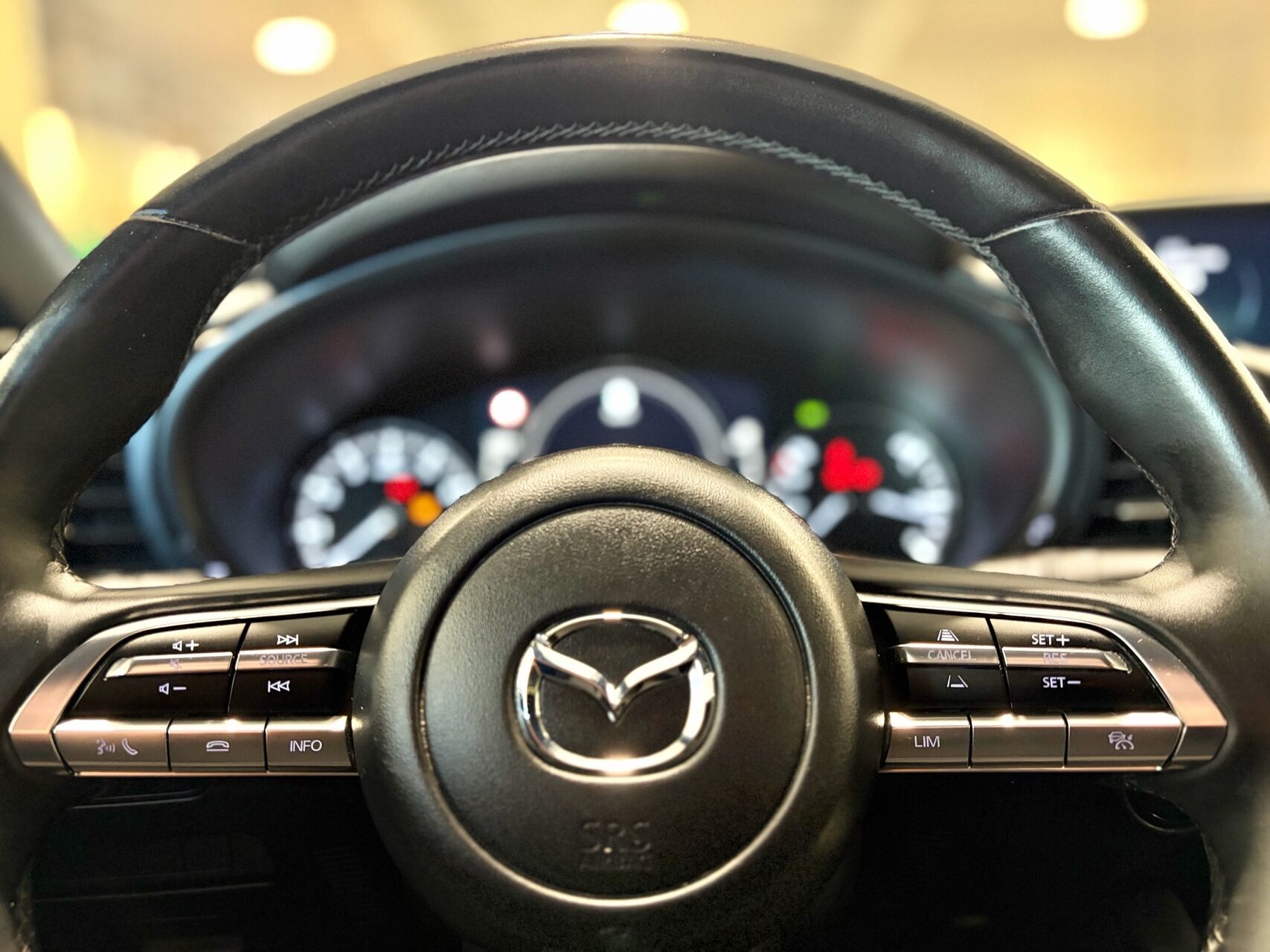 Billede af Mazda 3 2,0 Skyactiv-G  Mild hybrid Sky 122HK 5d 6g