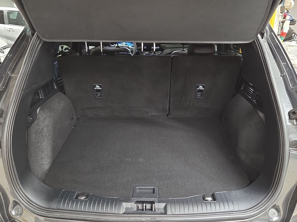 Billede af Ford Kuga 2,5 Plugin-hybrid ST-Line X CVT 225HK 5d Trinl. Gear