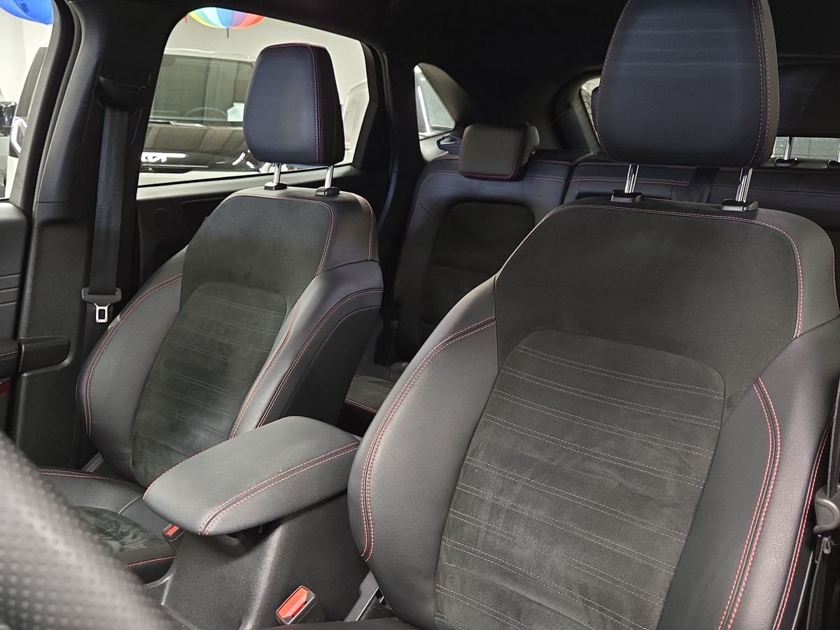 Billede af Ford Kuga 2,5 Plugin-hybrid ST-Line X CVT 225HK 5d Trinl. Gear