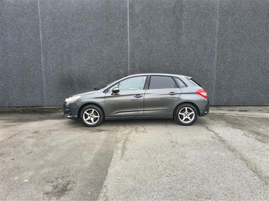 Citroën C4 1,6 HDI Attraction 90HK 5d