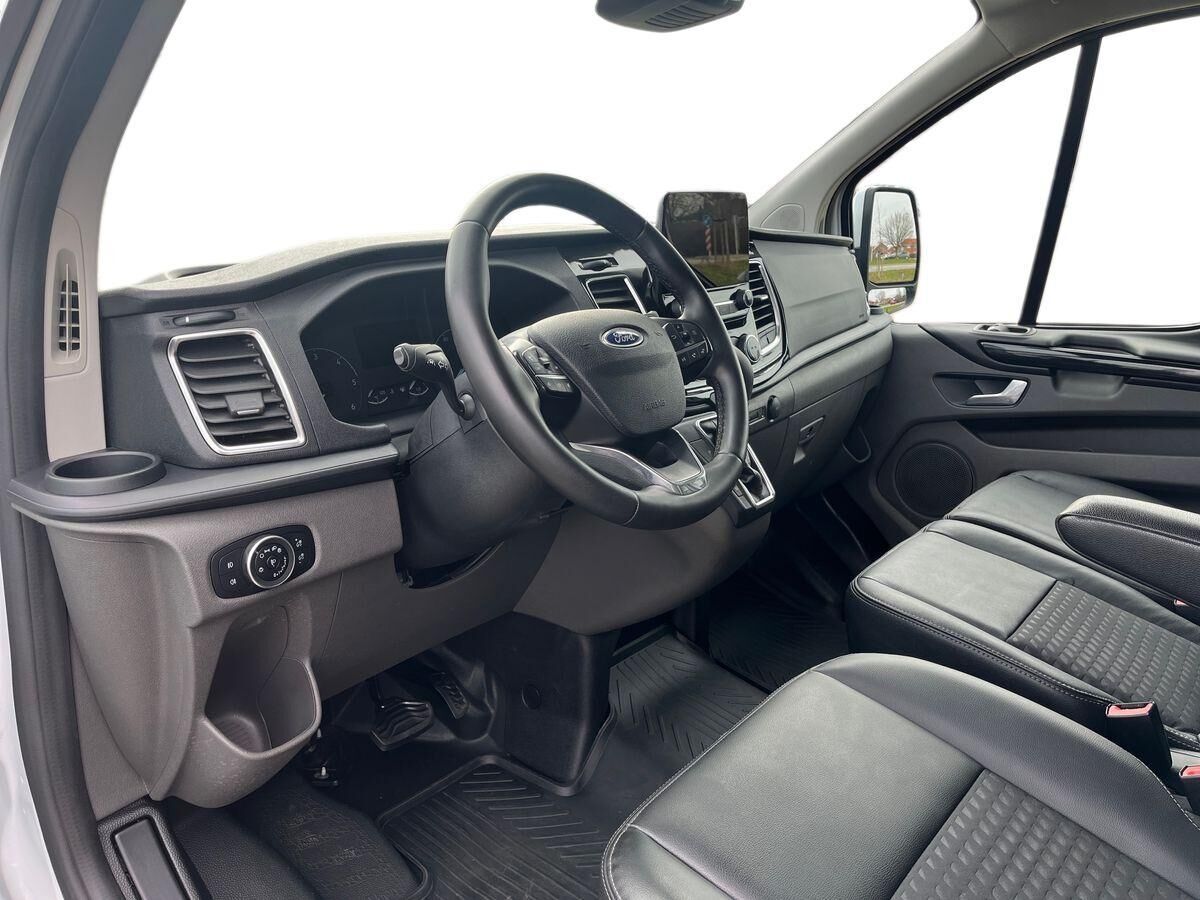 Billede af Ford Transit Custom 320 L2H1 2,0 TDCi Sport 170HK Van 6g Aut.
