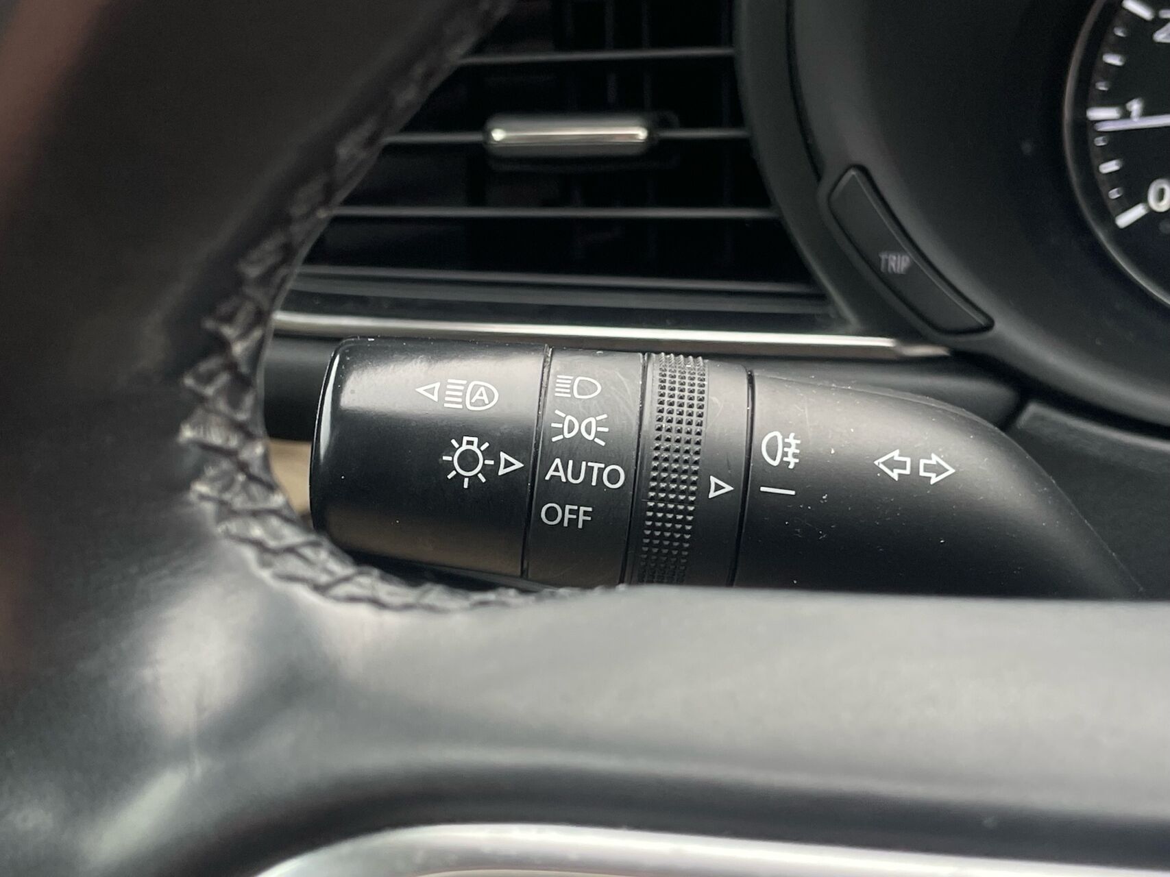 Billede af Mazda CX-30 2,0 Skyactiv-G  Mild hybrid Sky 150HK 5d 6g Aut.