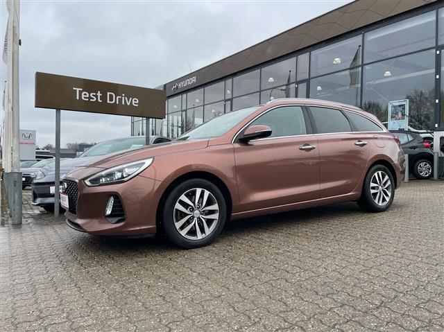 Billede af Hyundai i30 Cw 1,4 T-GDI Premium DCT 140HK Stc 7g Aut.