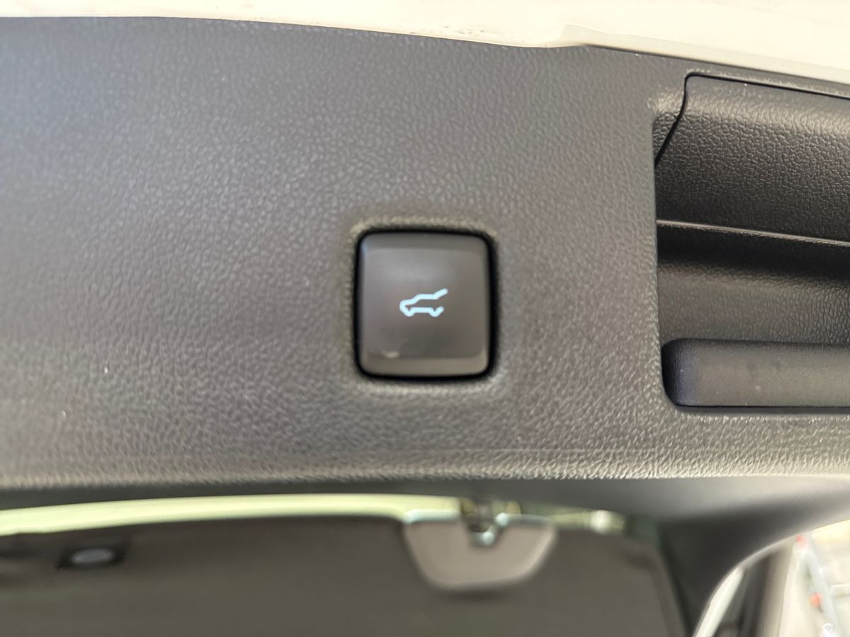 Billede af Ford Kuga 2,5 Plugin-hybrid ST-Line X CVT 225HK 5d Trinl. Gear