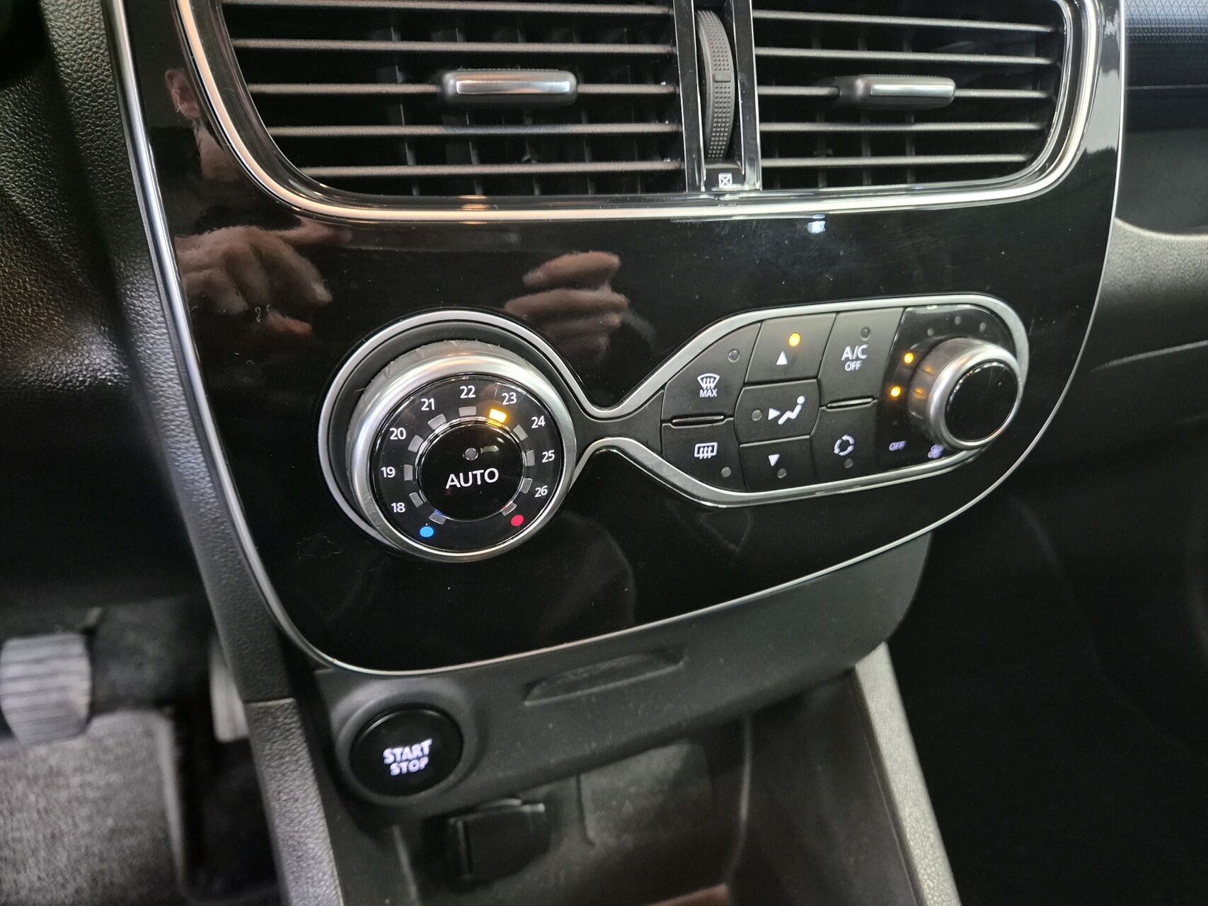 Billede af Renault Clio Sport Tourer 0,9 Energy TCe Zen 90HK Stc