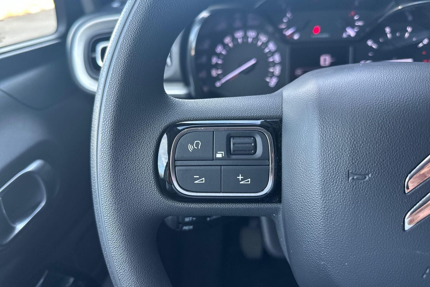 Billede af Citroën C3 1,2 PureTech Attraction 83HK 5d