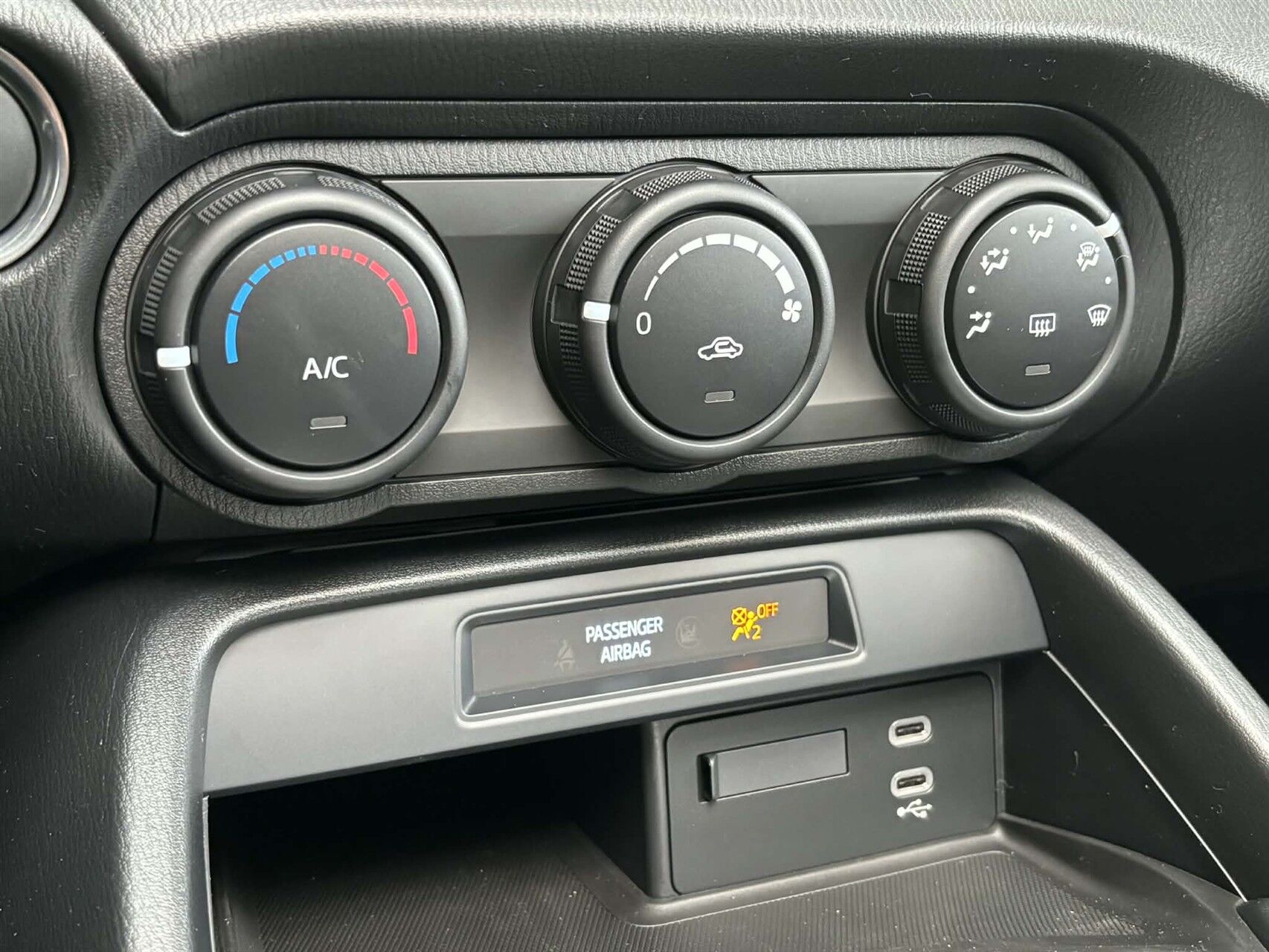 Billede af Mazda MX-5 Roadster 1,5 Skyactiv-G Prime-Line 132HK Cabr. 6g