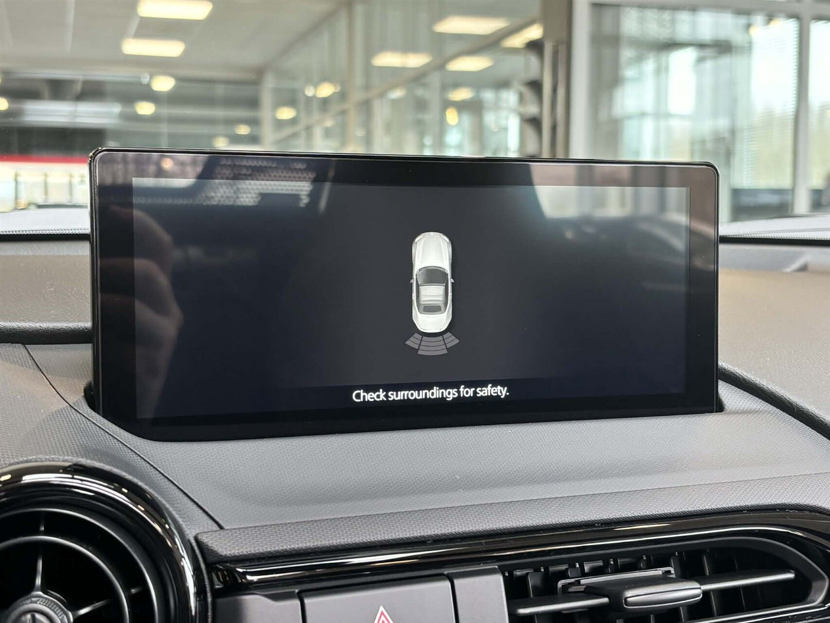 Billede af Mazda MX-5 Roadster 1,5 Skyactiv-G Prime-Line 132HK Cabr. 6g