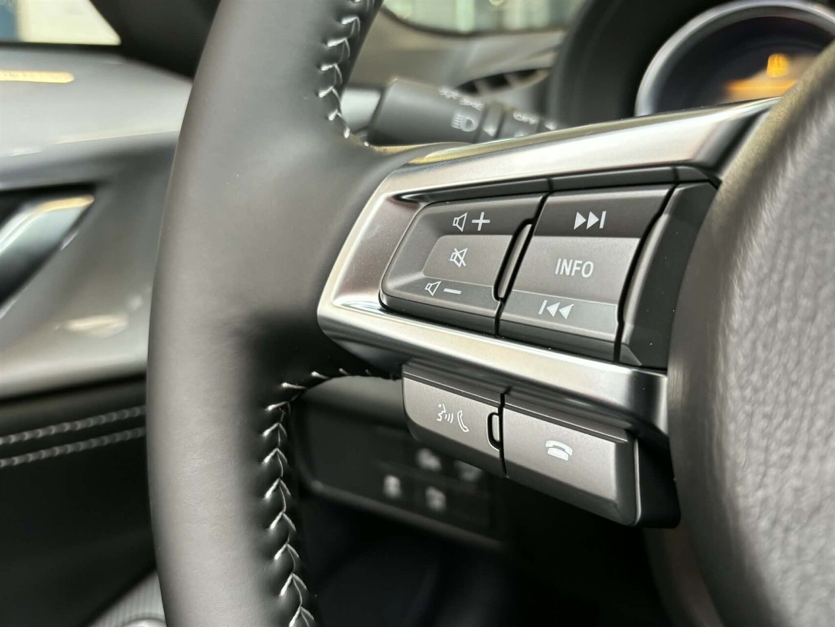 Billede af Mazda MX-5 Roadster 1,5 Skyactiv-G Prime-Line 132HK Cabr. 6g