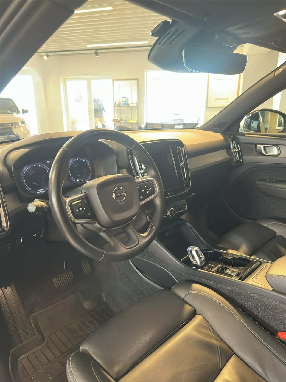 Billede af Volvo XC40 2,0 T4 Inscription 190HK 5d 8g Aut.