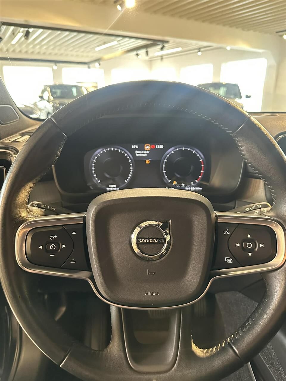 Billede af Volvo XC40 2,0 T4 Inscription 190HK 5d 8g Aut.