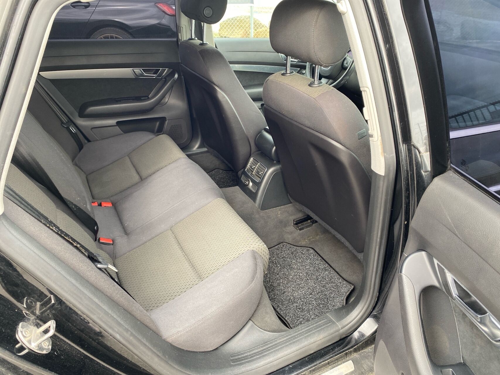 Billede af Audi A6 2,4 V6 Multitr. 177HK 7g Aut.