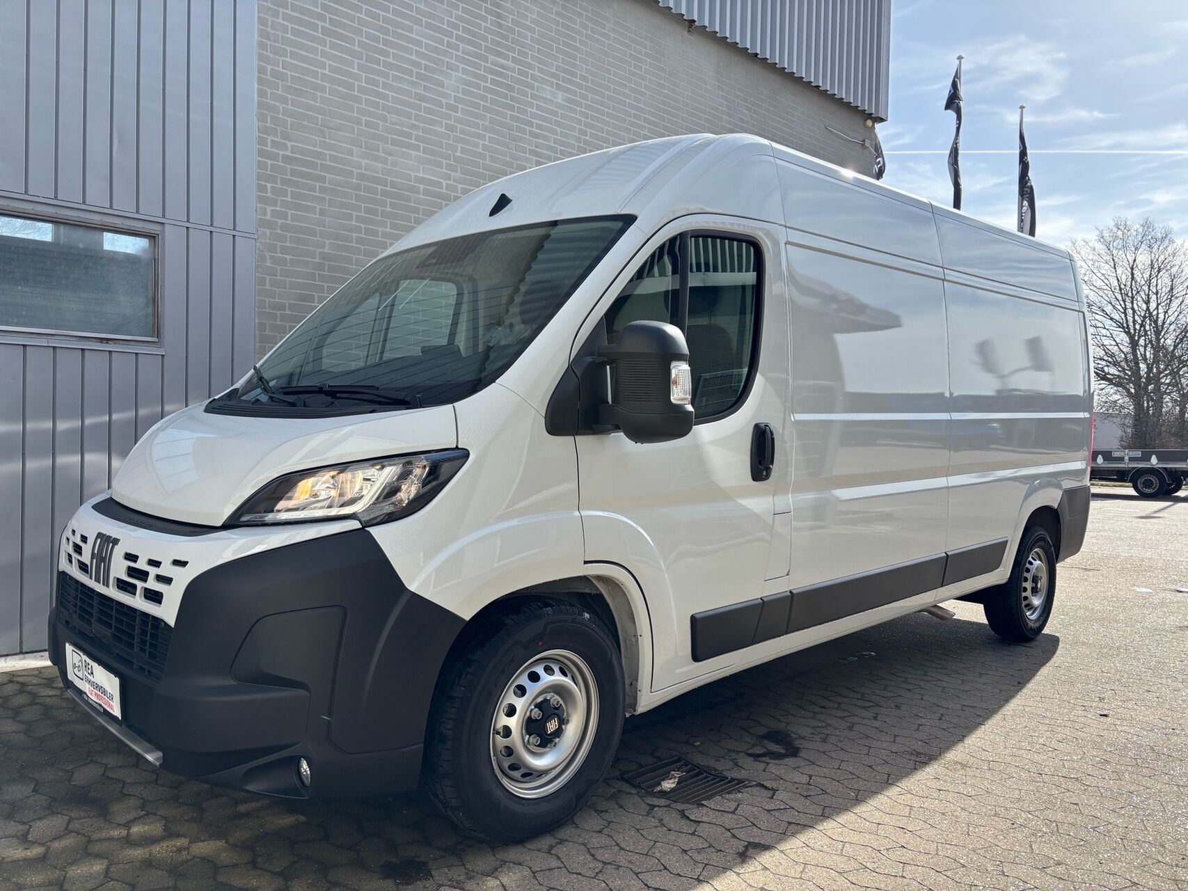 Billede af Fiat Ducato 35M L3H2 2,2 Multijet Pro 140HK Van 8g Aut.