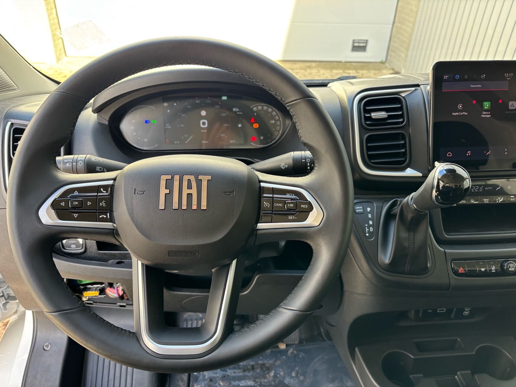 Billede af Fiat Ducato 35M L3H2 2,2 Multijet Pro 140HK Van 8g Aut.