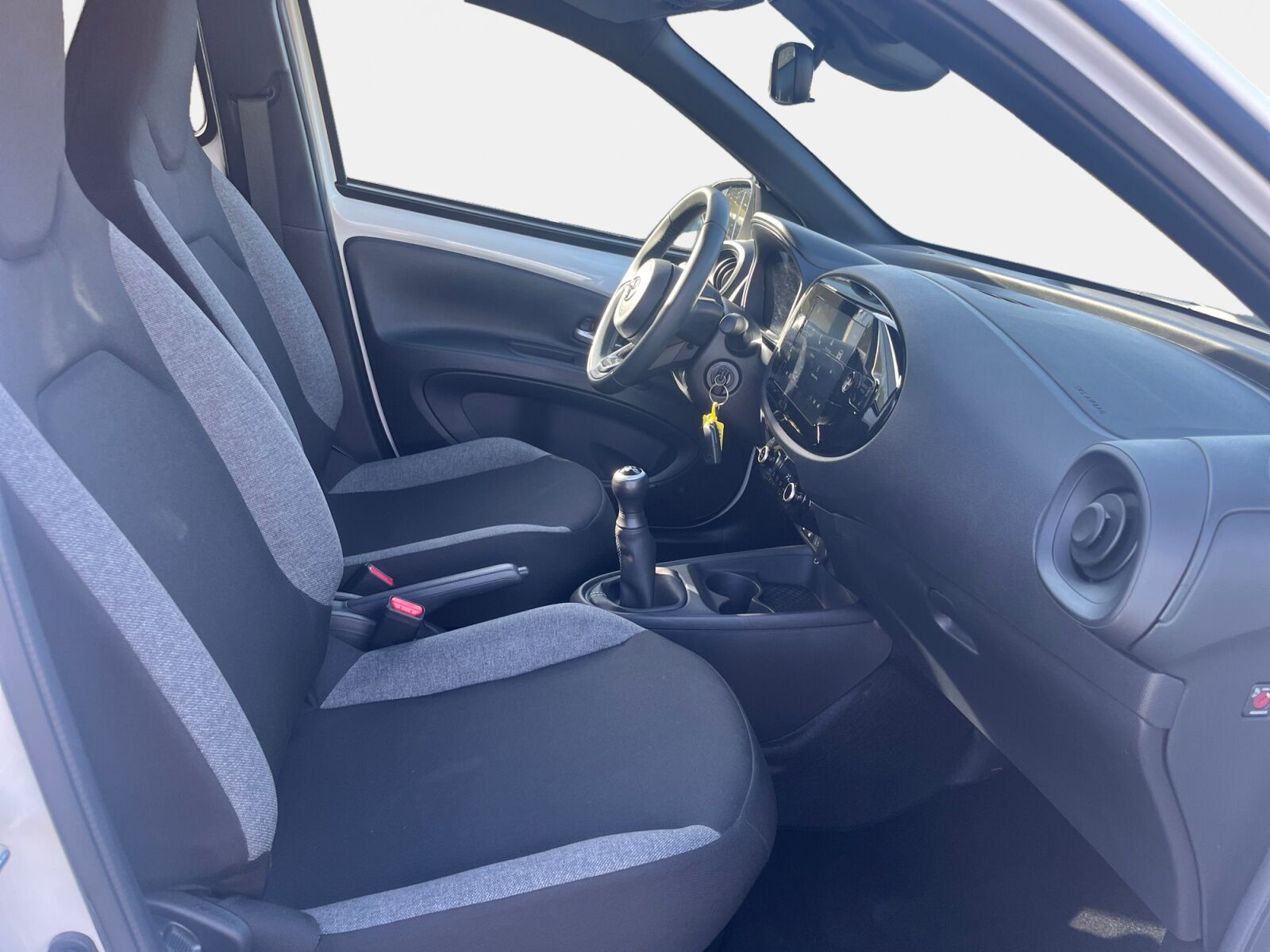 Billede af Toyota Aygo X 1,0 VVT-I Active 72HK 5d