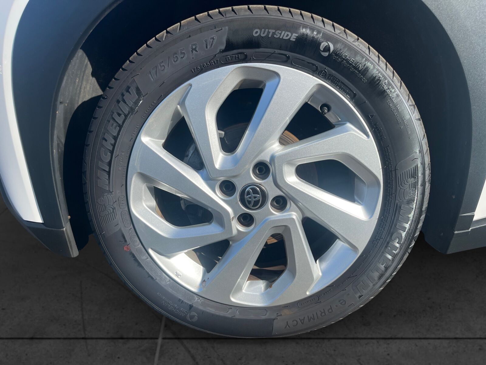 Billede af Toyota Aygo X 1,0 VVT-I Active 72HK 5d