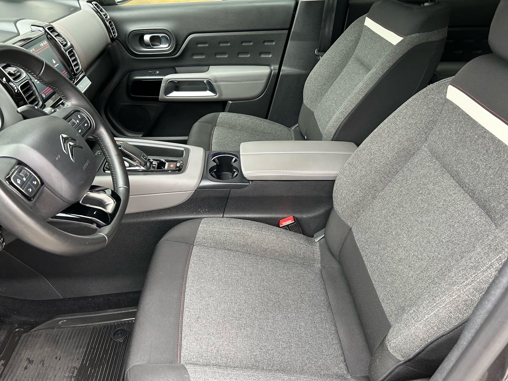 Billede af Citroën C5 Aircross 1,5 Blue HDi Platinum EAT8 start/stop 130HK 5d 8g Aut.