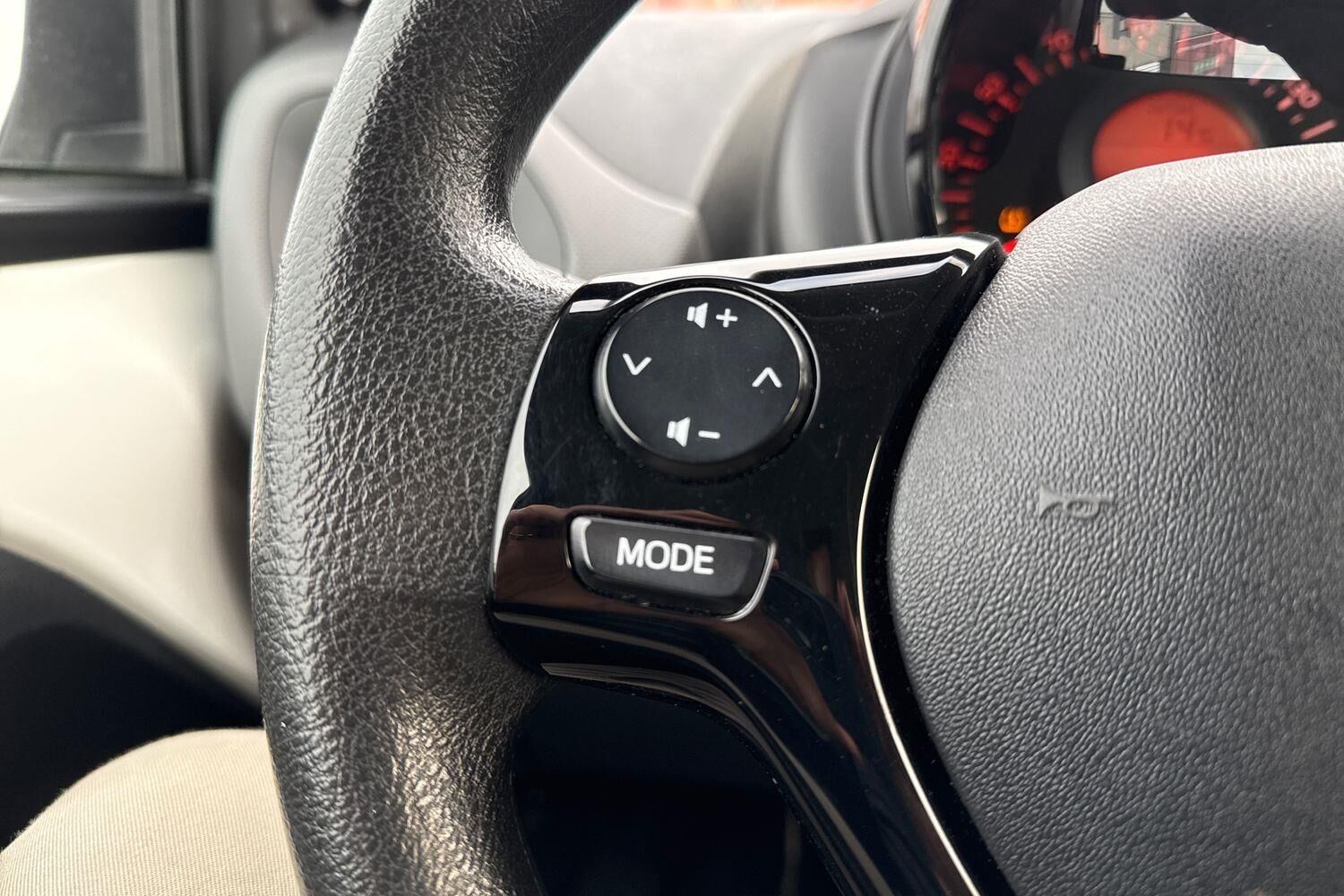 Billede af Peugeot 108 1,0 e-Vti Active 72HK 5d