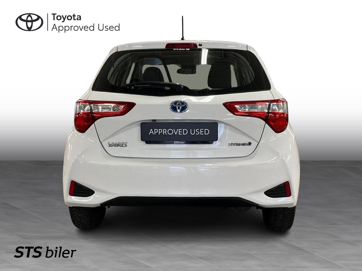 Billede af Toyota Yaris 1,5 Hybrid H2 E-CVT 100HK 5d Trinl. Gear