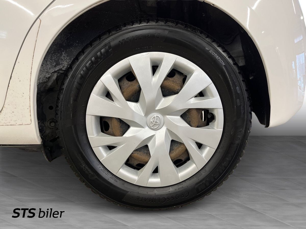 Billede af Toyota Yaris 1,5 Hybrid H2 E-CVT 100HK 5d Trinl. Gear