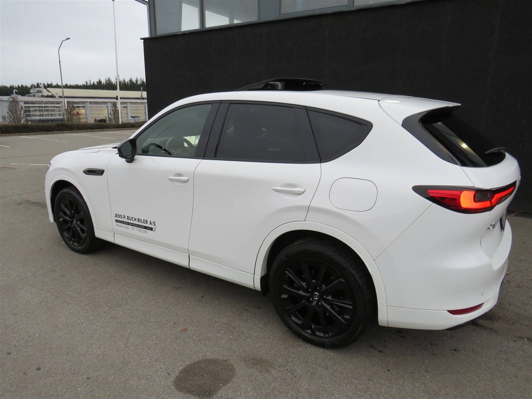 Billede af Mazda CX-60 2,5 e-Skyactiv  Plugin-hybrid Homura AWD 327HK 5d 8g Aut.