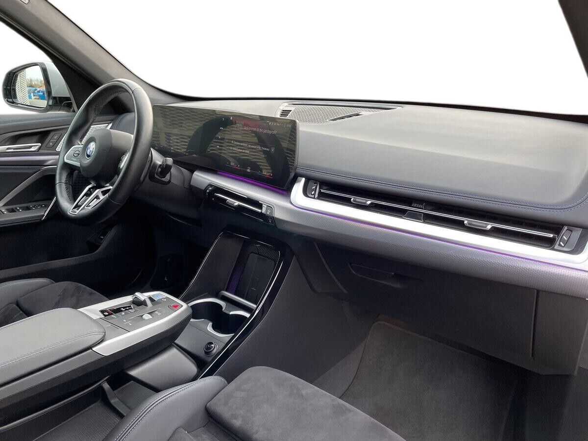 Billede af BMW iX1 xDrive30 EL M-Sport 4x4 313HK 5d Aut.