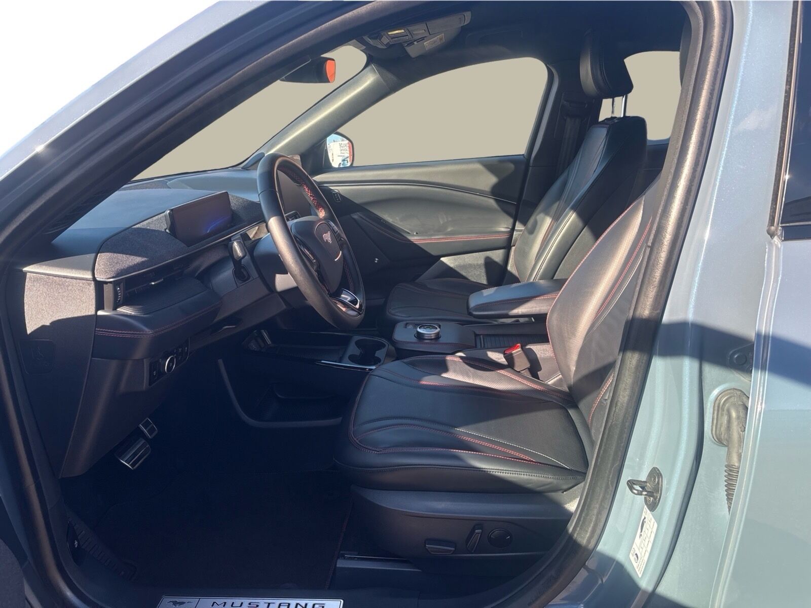 Billede af Ford Mustang Mach-E EL UR Premium 294HK 5d Aut.