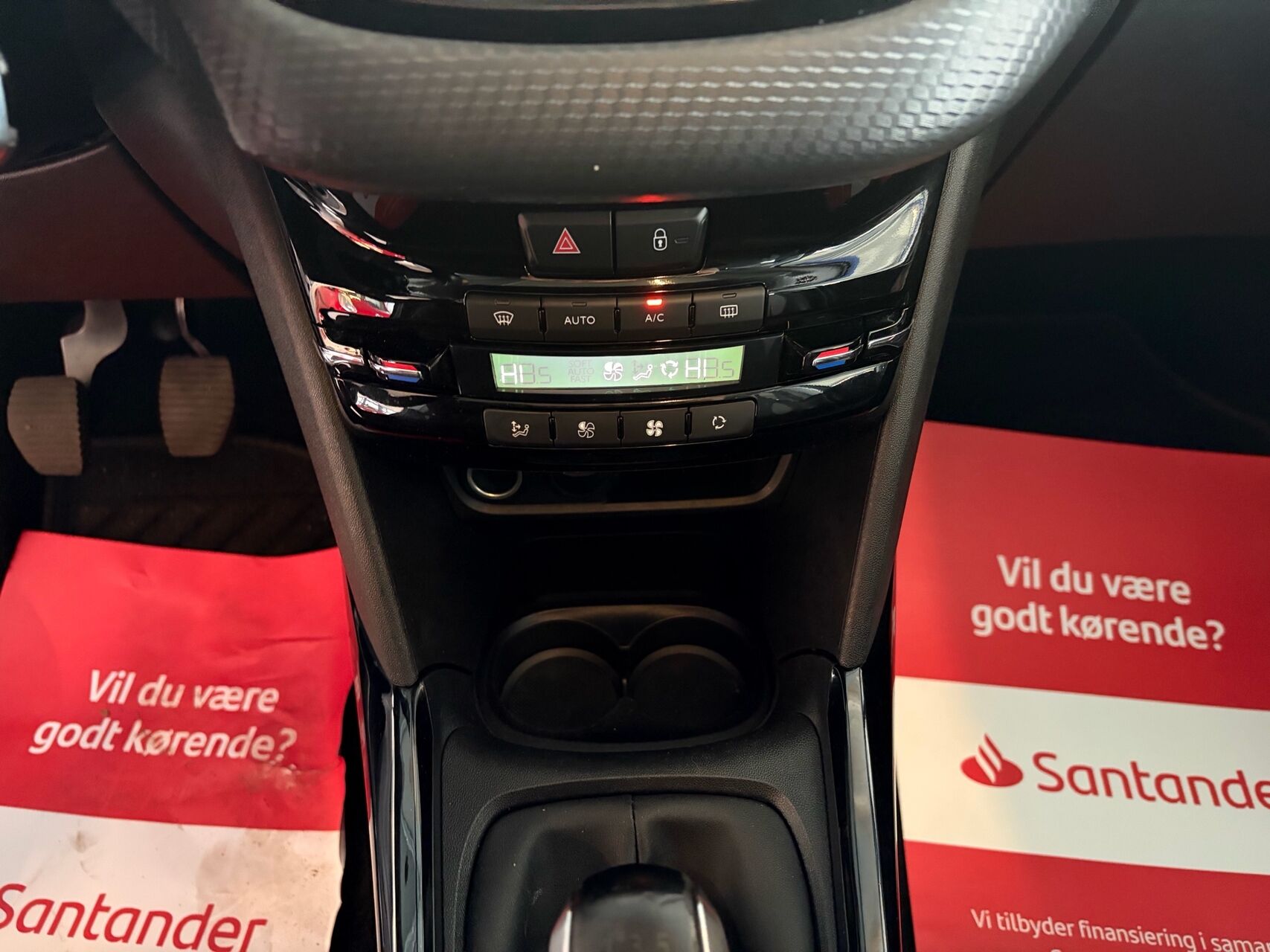 Billede af Peugeot 2008 1,5 BlueHDi Prestige 100HK 5d