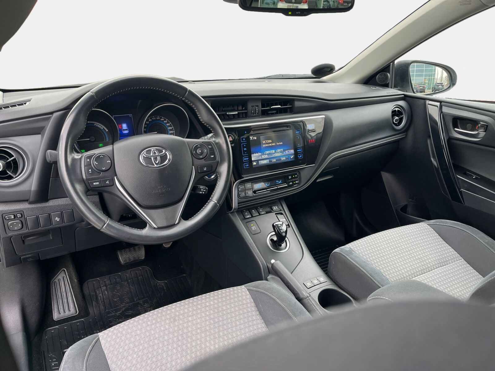 Billede af Toyota Auris Touring Sports 1,8 Hybrid H2 Selected 136HK Stc Aut.