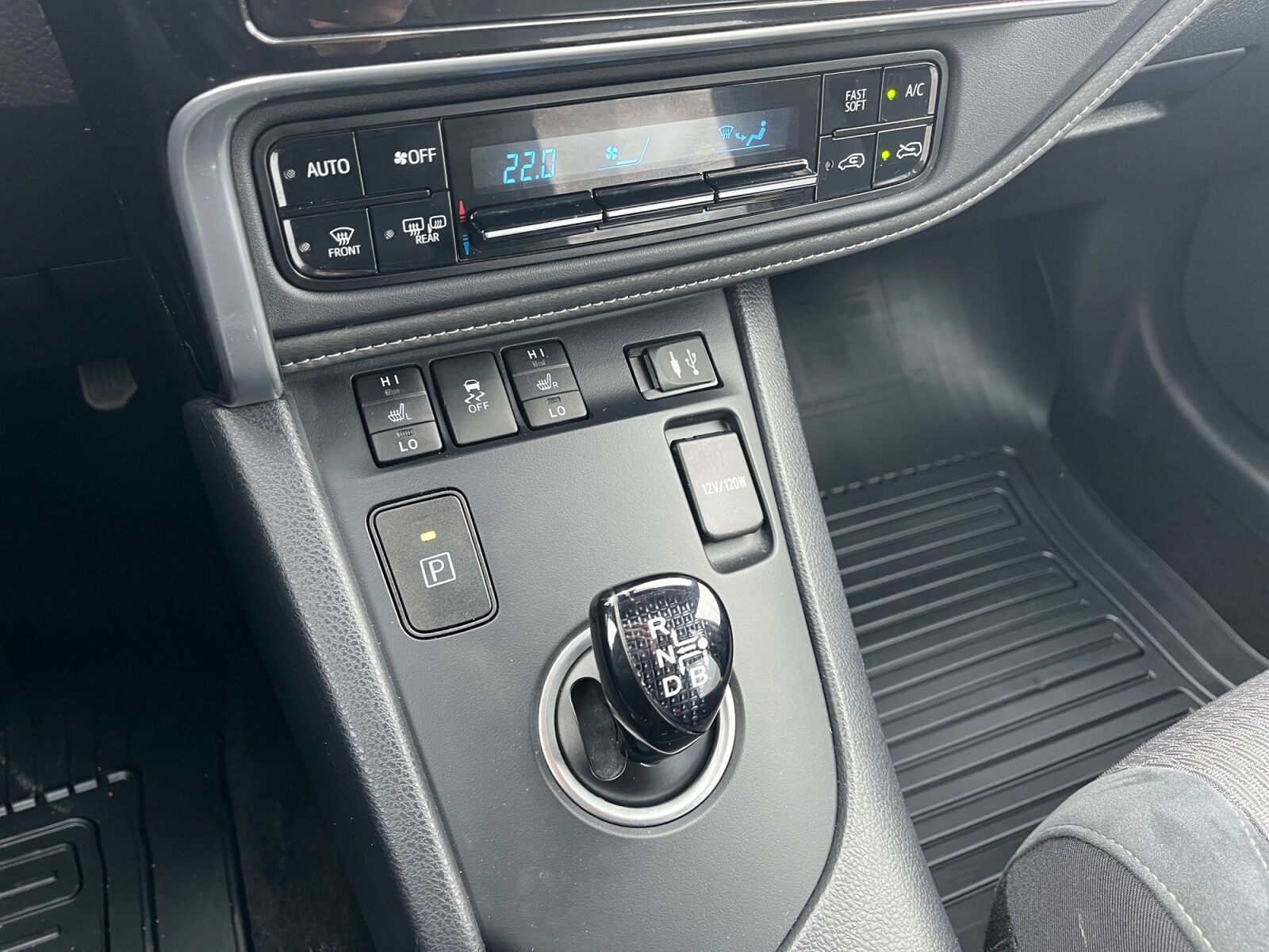 Billede af Toyota Auris Touring Sports 1,8 Hybrid H2 Selected 136HK Stc Aut.